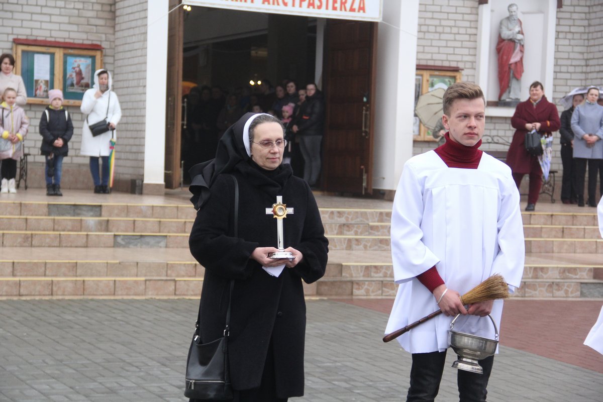 adpust woronowa 38