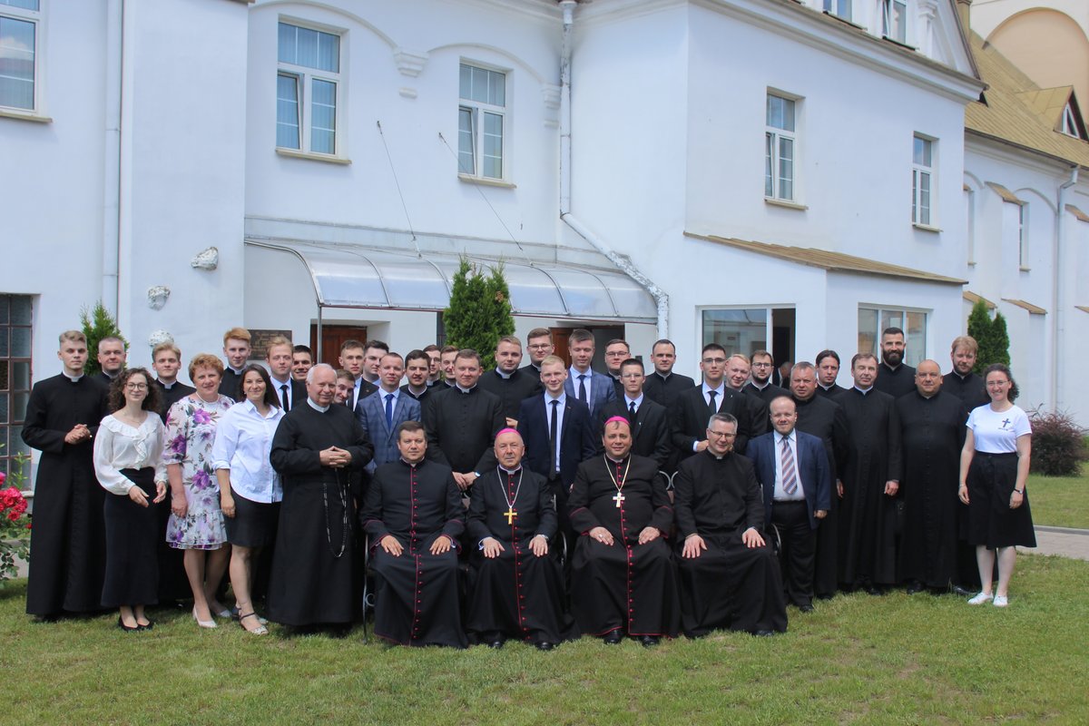 konecgoda seminaria 22