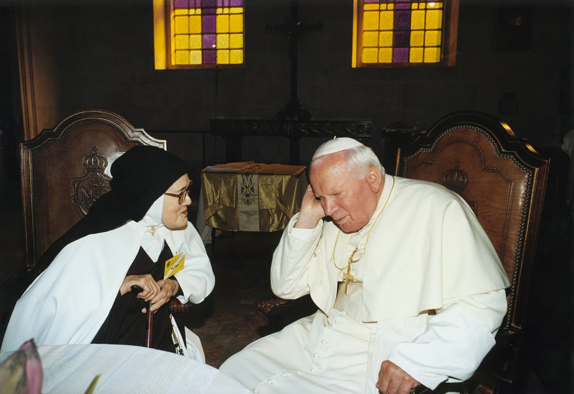 Pope John Paul II and Sister Lucia