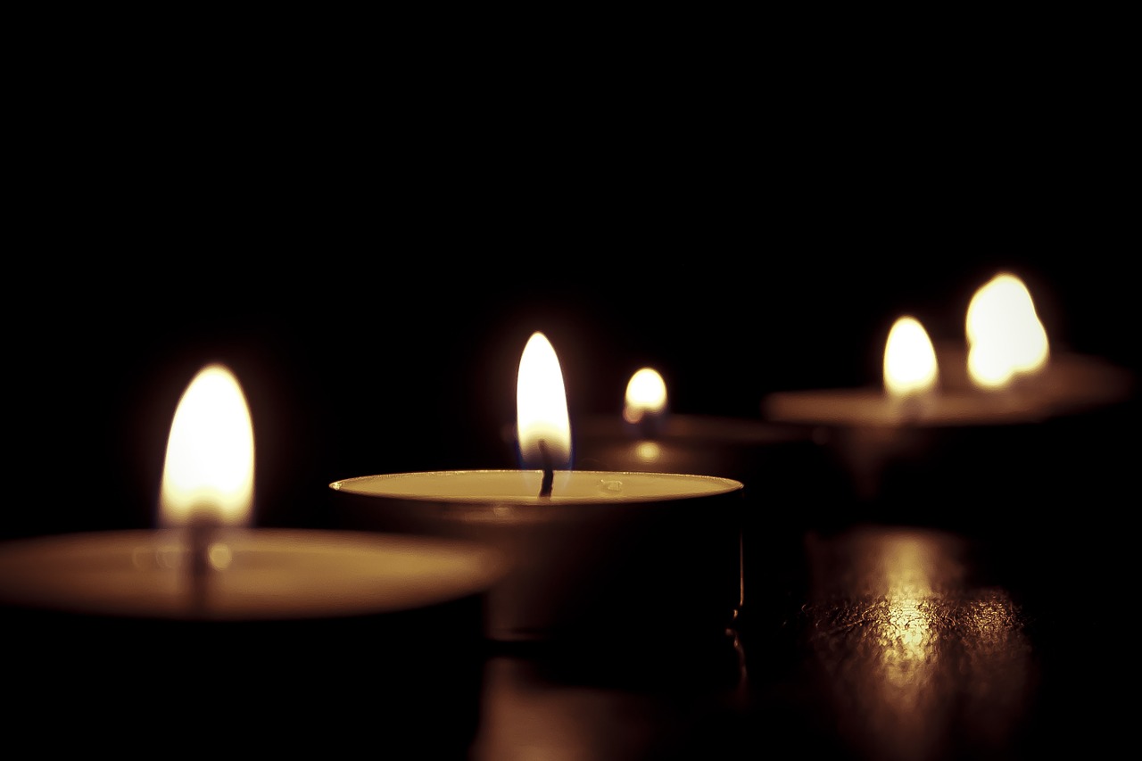 candles 209157 1280