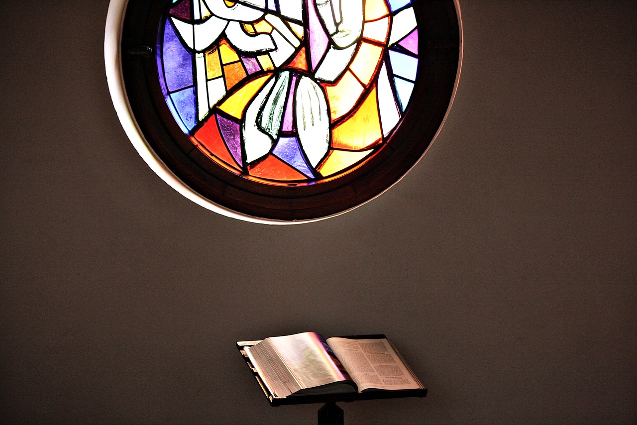 church window 2076004 1280