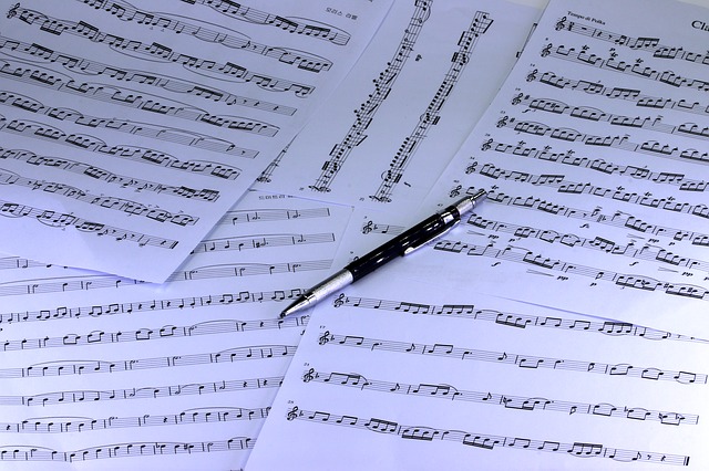 music 3943322 640