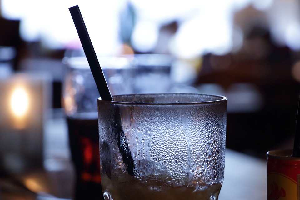 bar 1363007 960 720