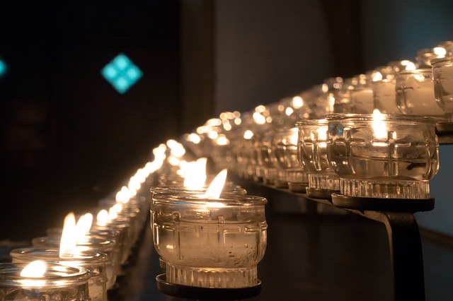candle 2677853 640