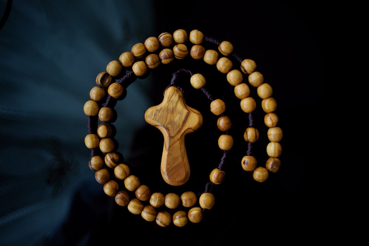the rosary 4978473 1280
