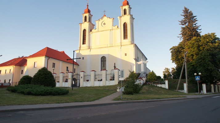 kostel sv ap petra i pavla ivje 4