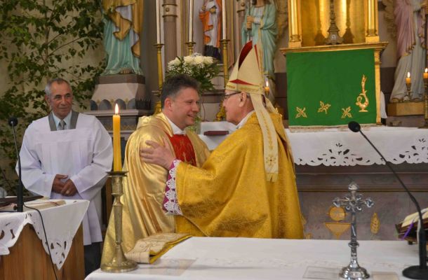 У Галынцы з удзелам арцыбіскупа Кандрусевіча адзначылі юбілей святарства адміністратара парафіі