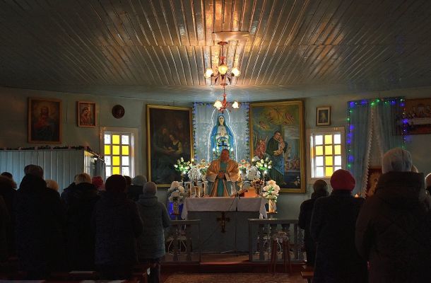 Урачыстасць Маці Божай Вастрабрамскай адзначылі ў вёсцы Урцішкі пад Іўем