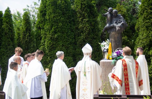 У Адэльску ў межах фэсту ў гонар святога Антонія біскуп Гродзенскі цэлебраваў Імшу