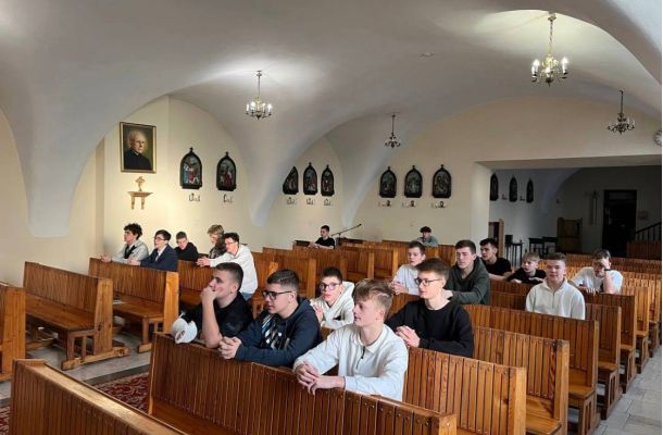 У гродзенскай семінарыі прайшла сустрэча для міністрантаў на тэму распазнання паклікання