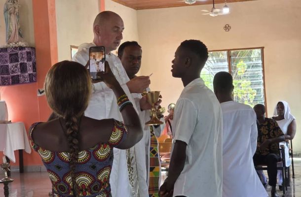 Навагрудская парафія запрашае далучыцца да акцыі дапамогі дзецям у Афрыцы