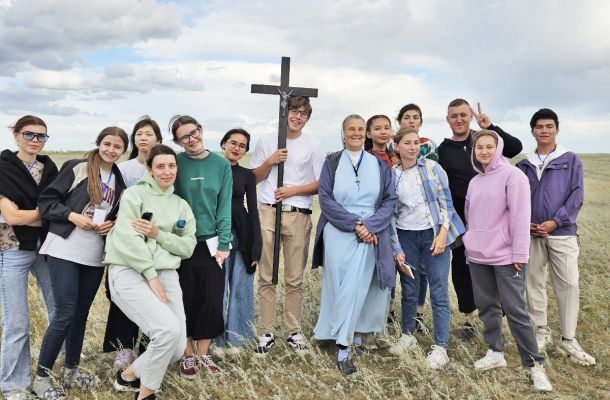 Гэтая краіна сама нас выбрала: валанцёркі з Беларусі пра місіі ў Казахстане
